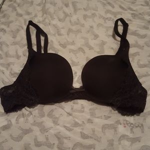 EUC Victoria's Secret bra